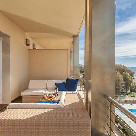 아파트 Casa Futuro - Beautiful Sea View With Pool 토레 그란데